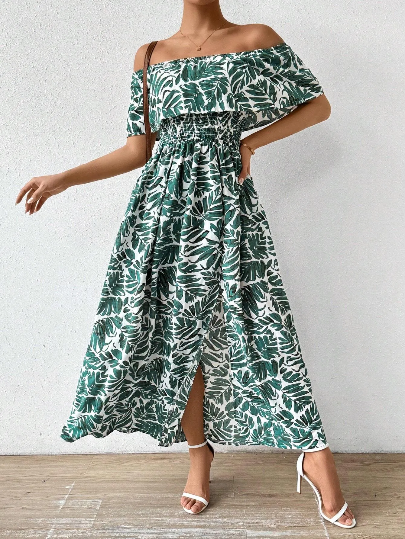 2023 New Arrival Women's Summer Tropical Plant Printed Asymmetrical Off Shoulder Long Dress, Simple Style And Fashionable