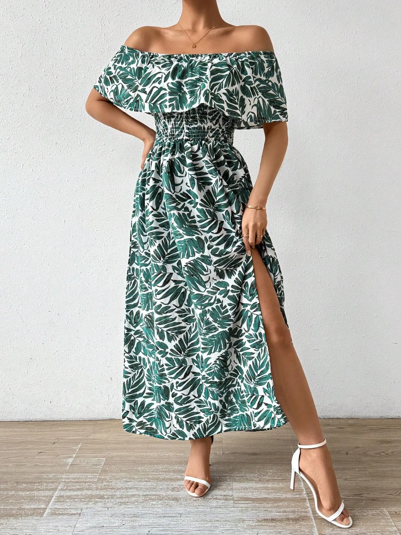 2023 New Arrival Women's Summer Tropical Plant Printed Asymmetrical Off Shoulder Long Dress, Simple Style And Fashionable