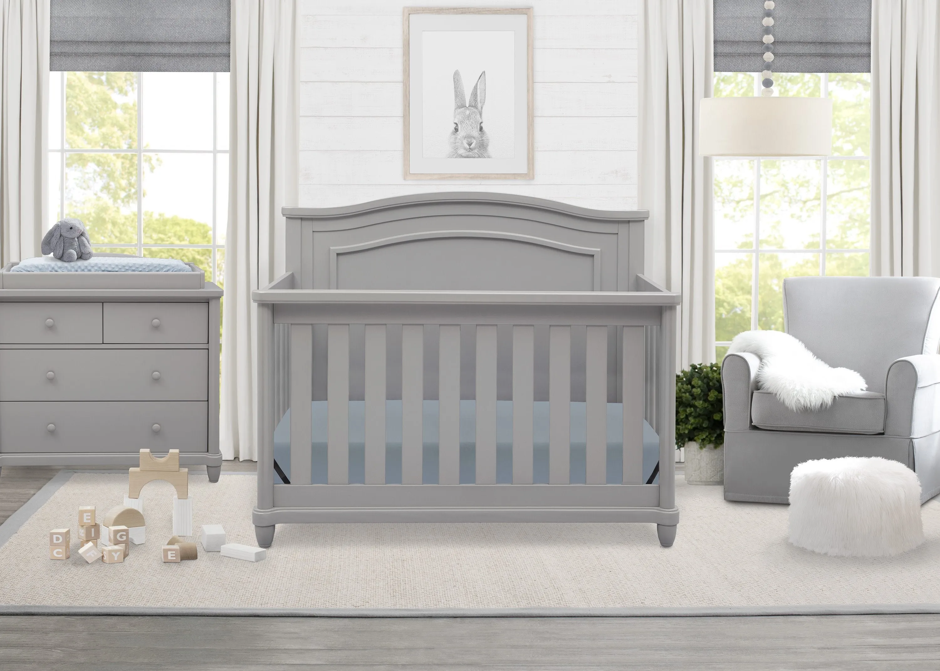 Belmont 4-in-1 Convertible Crib