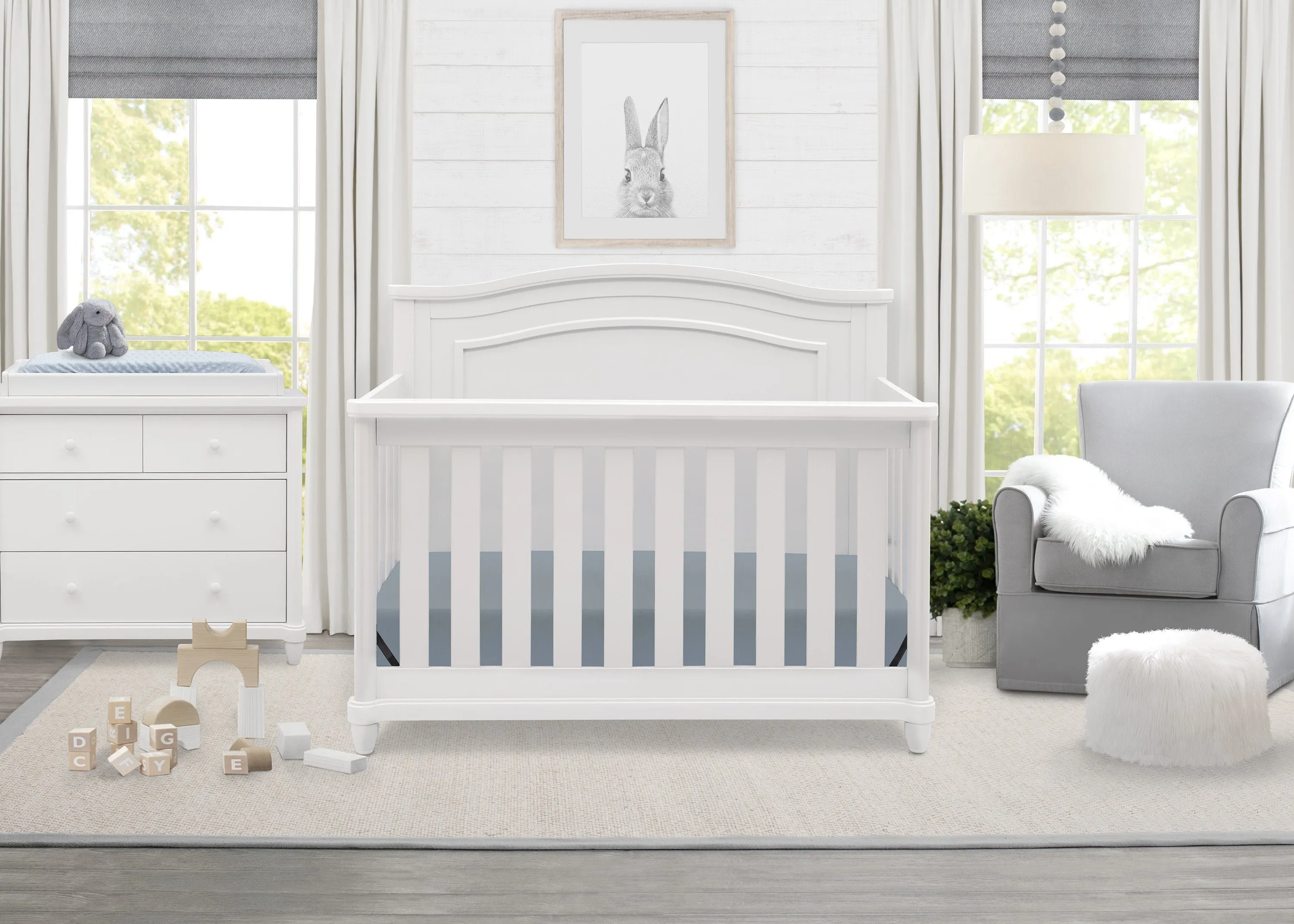 Belmont 4-in-1 Convertible Crib