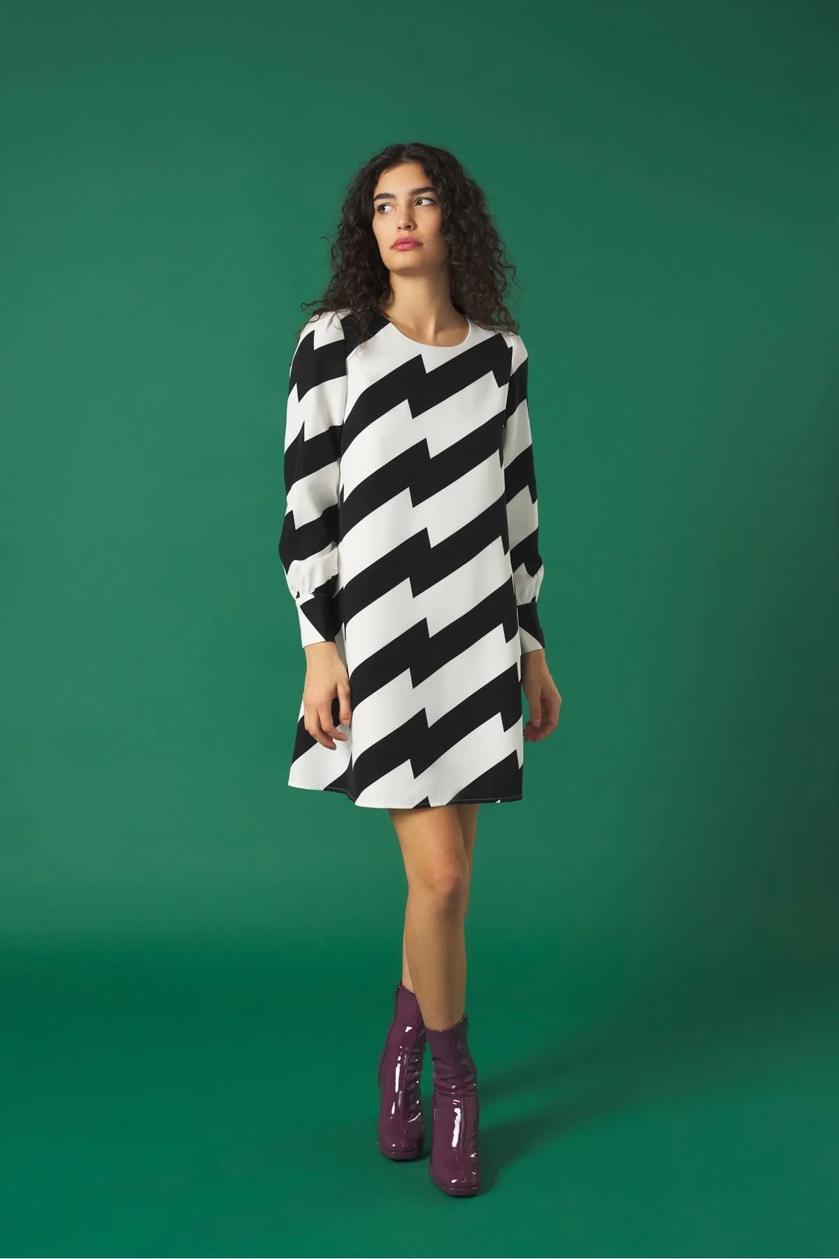 BETTE DRESS (BLACK/WHITE)