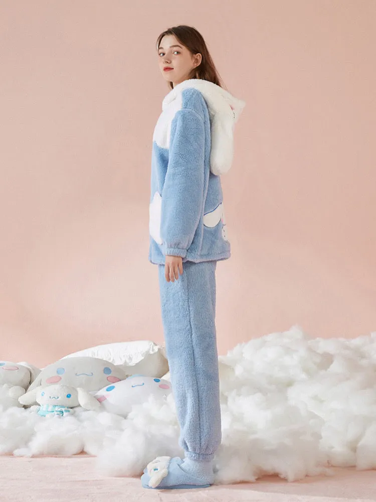 Cinnamoroll Cozy Dreamy Winter Fleece Pajama Set