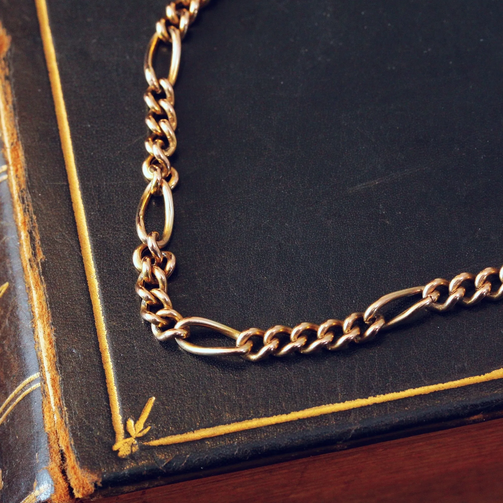 Date 1978 9ct Rosey Gold Figaro Chain Bracelet