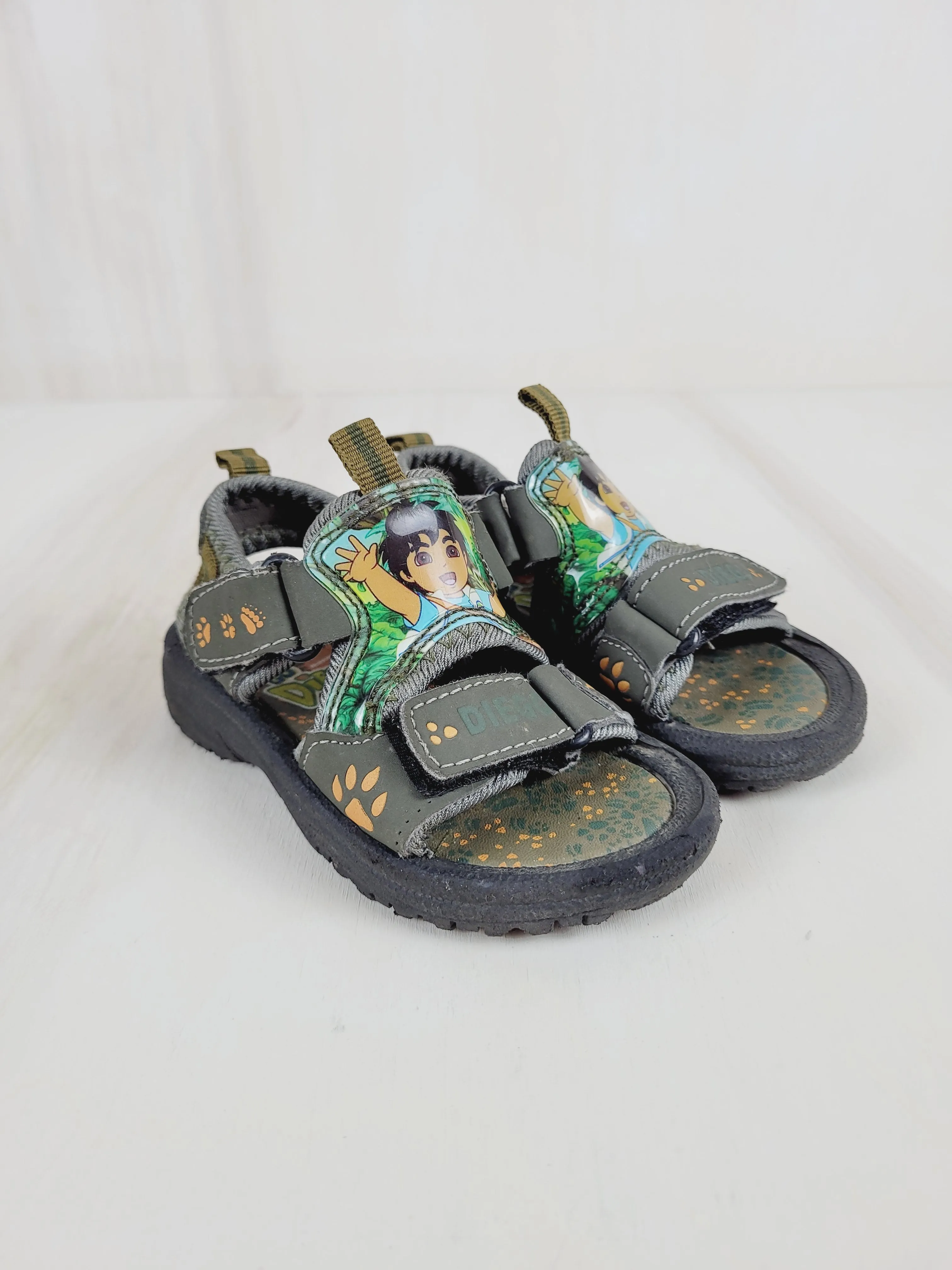 DIEGO SANDALS SIZE 5 TODDLER PRE-LOVED