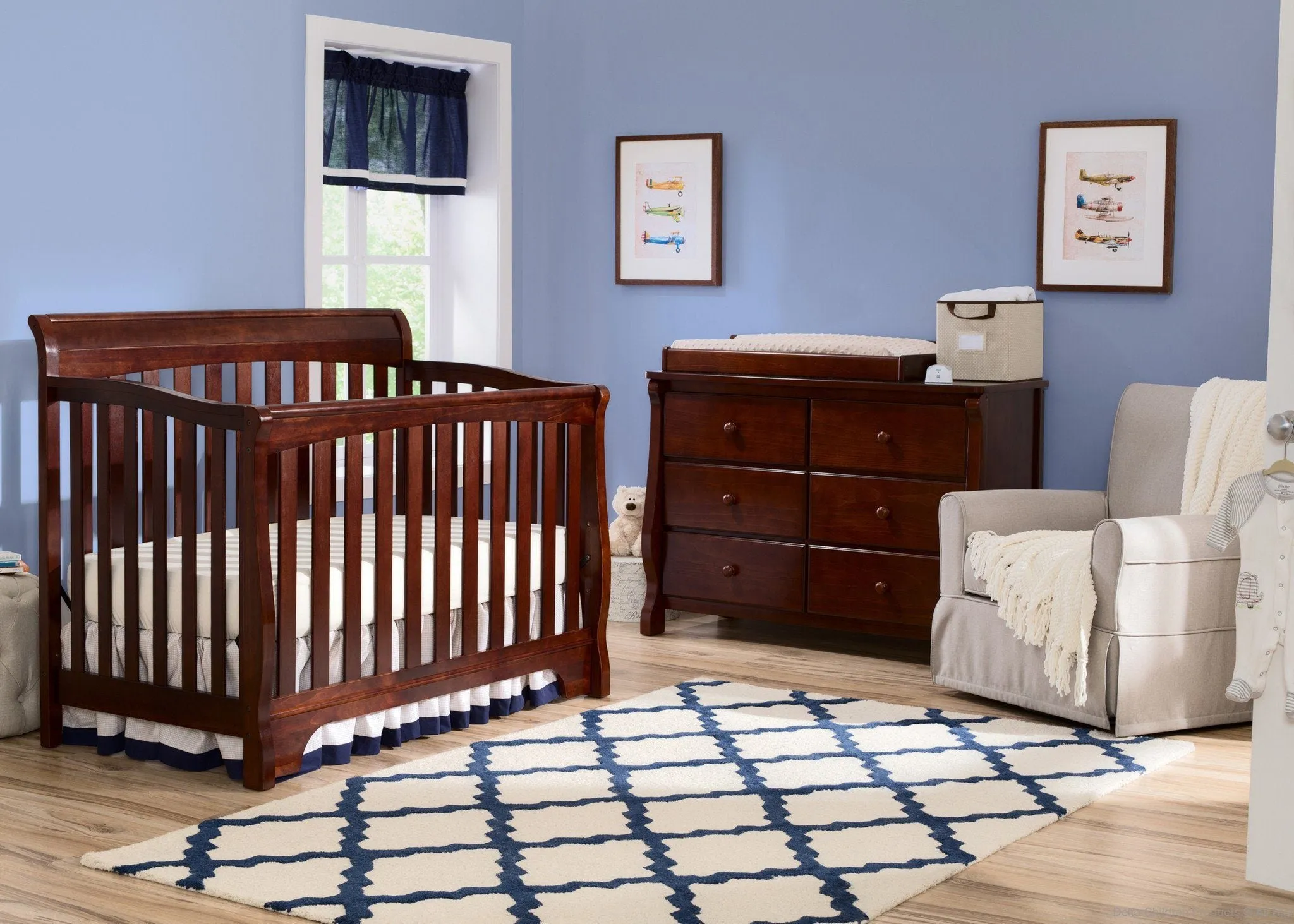 Eclipse 4-in-1 Crib