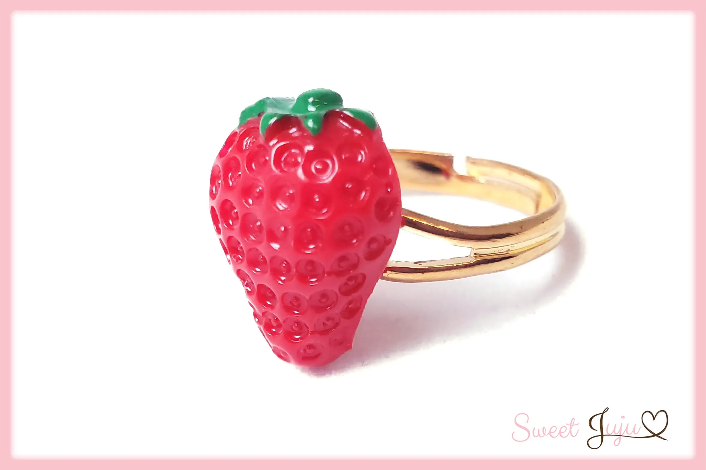 Fresh Strawberry Ring