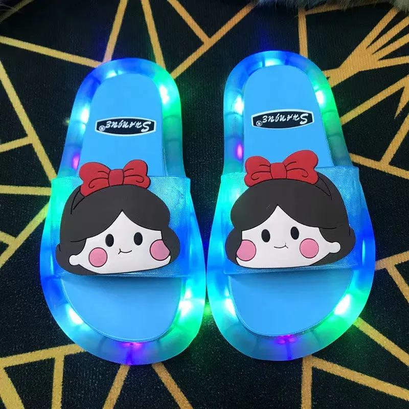 Internet celebrity luminous children's slippers, fashionable crystal slippers with shining lights, bright sandals for boys and girls