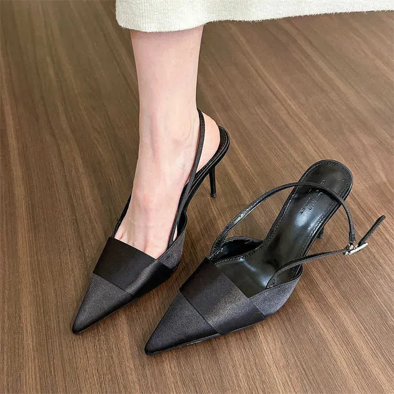 Sandals Cool and high-end pointed silver satin sandals for women with a toe bag and back air thin heels for high heels fashionable single shoes for women Y240604S9GN