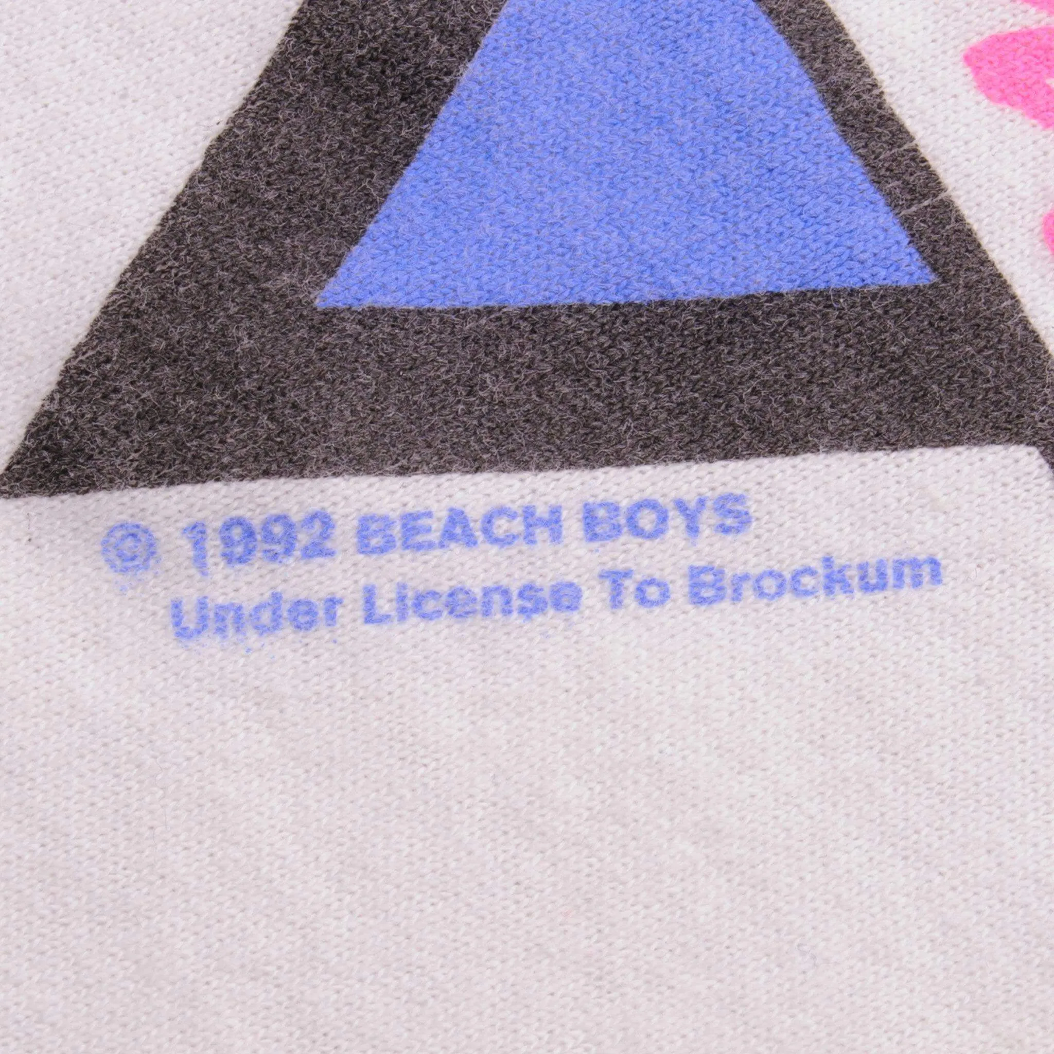 VINTAGE BEACH BOYS 30TH ANNIVERSARY TEE SHIRT 1992 SIZE LARGE MADE IN USA